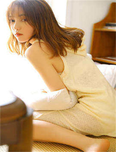 《mm131性格感美女-兽战》
